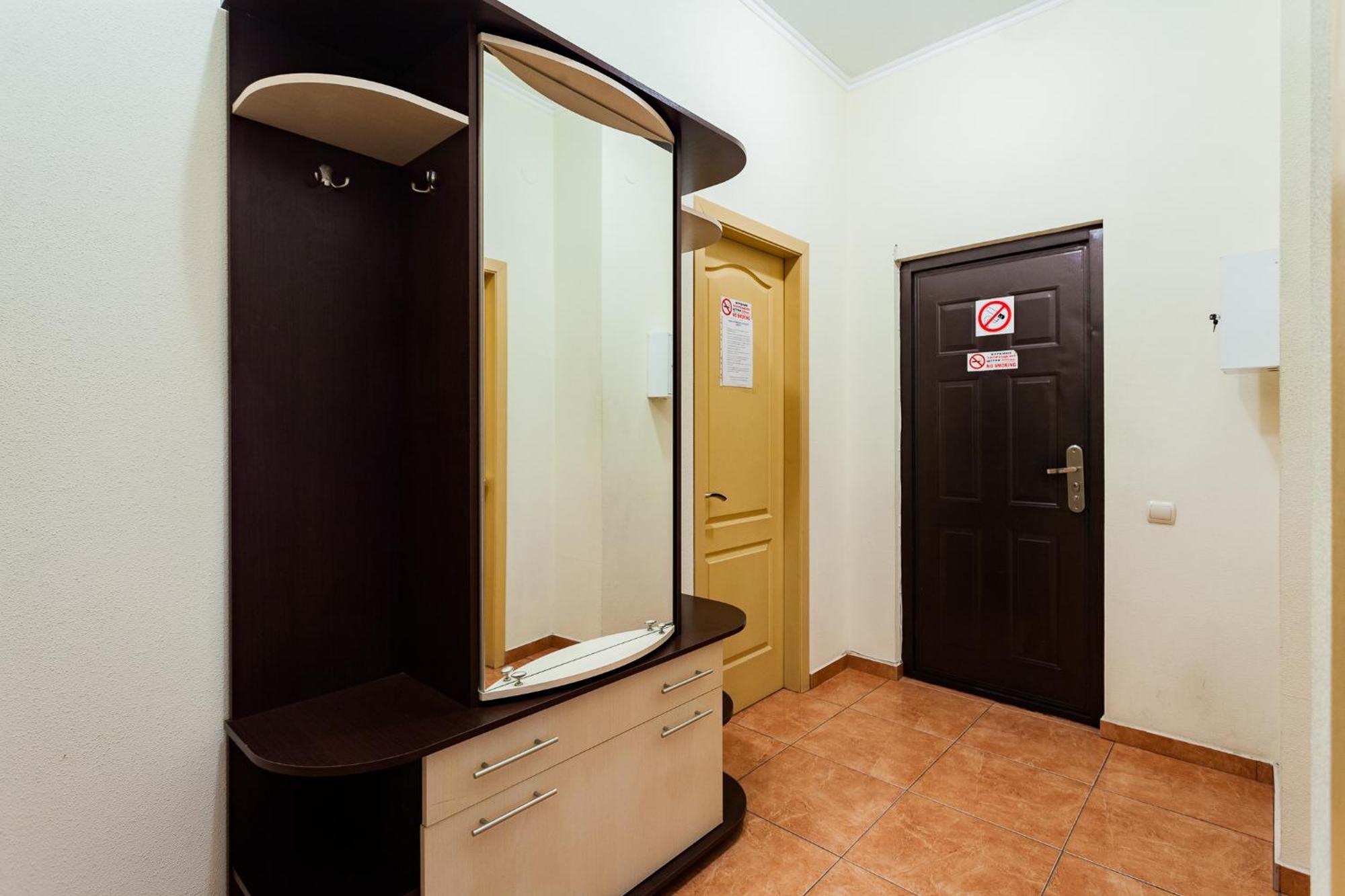 Apartment At Malaya Zhytomyrska 5 Kyjev Exteriér fotografie