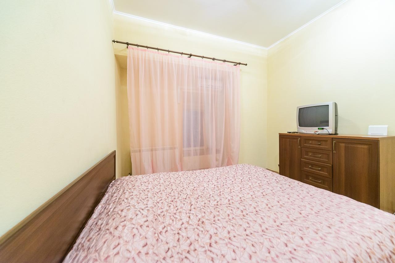 Apartment At Malaya Zhytomyrska 5 Kyjev Exteriér fotografie